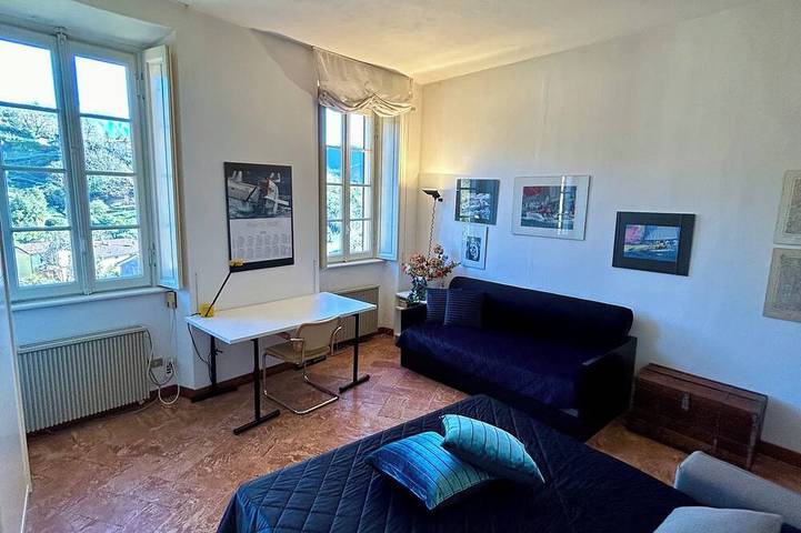 Ganze Wohnung, Elegant Apartment inside Villa Fontana in Tremezzo, Gemeinde Tremezzina