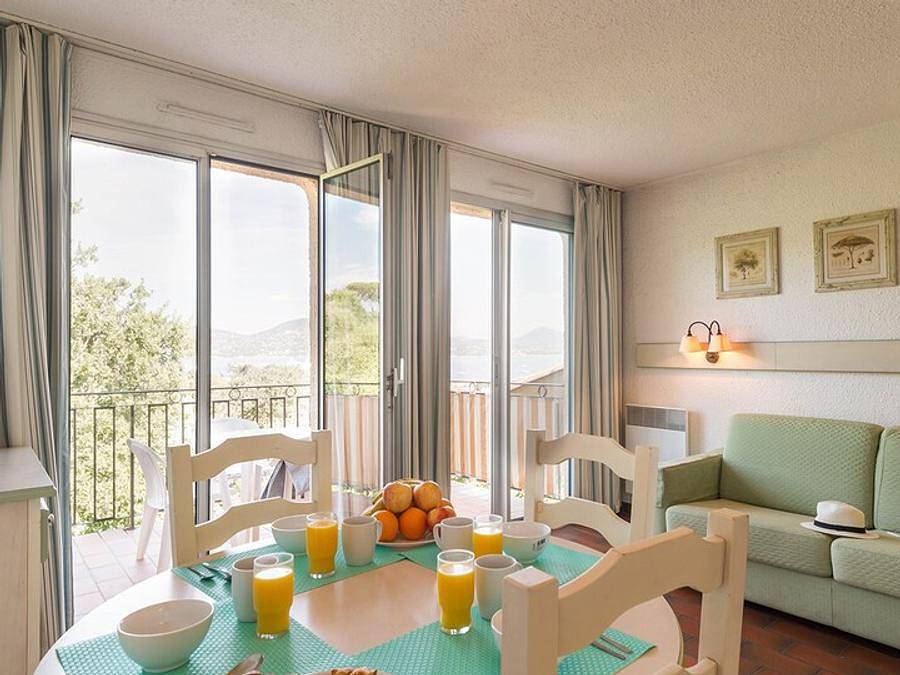 Pierre & Vacances Résidence Eden Parc - Studio 4 persons - 1 sleeping area - Terrace or balcony in Ramatuelle, Draguignan region