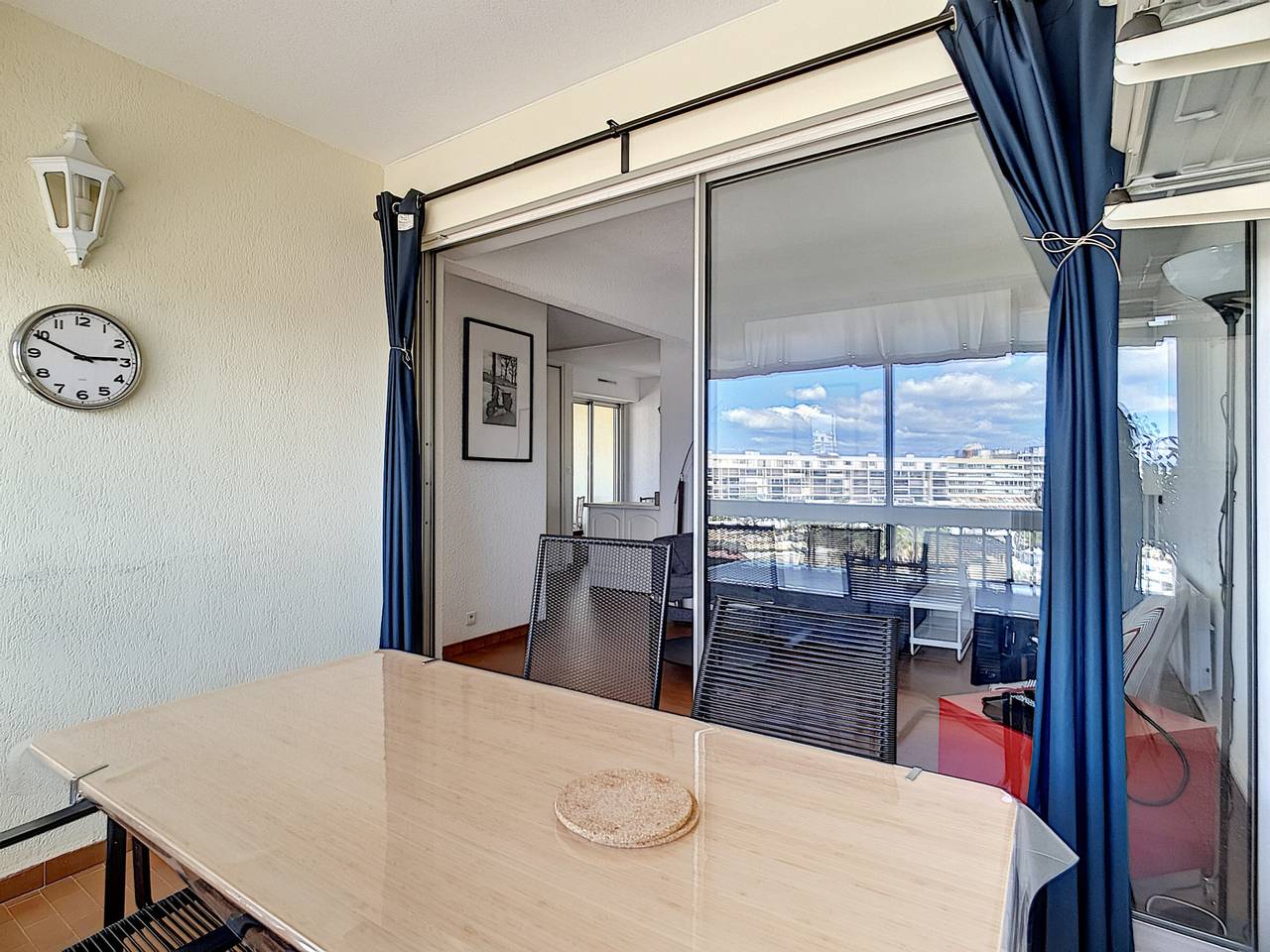 Apartamento entero, Apartamento F3 - 6 Plazas - Cerca de Playa y Puerto - Aire Acondicionado in Carnon-Plage, Mauguio