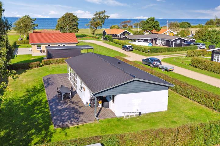 Ferieudlejning for 6 personer, med terrasse i Als