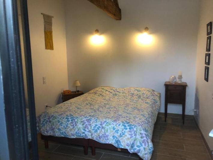Maison d’hôte pour 2 personnes, avec jardin ainsi que vue et terrasse dans La Brousse