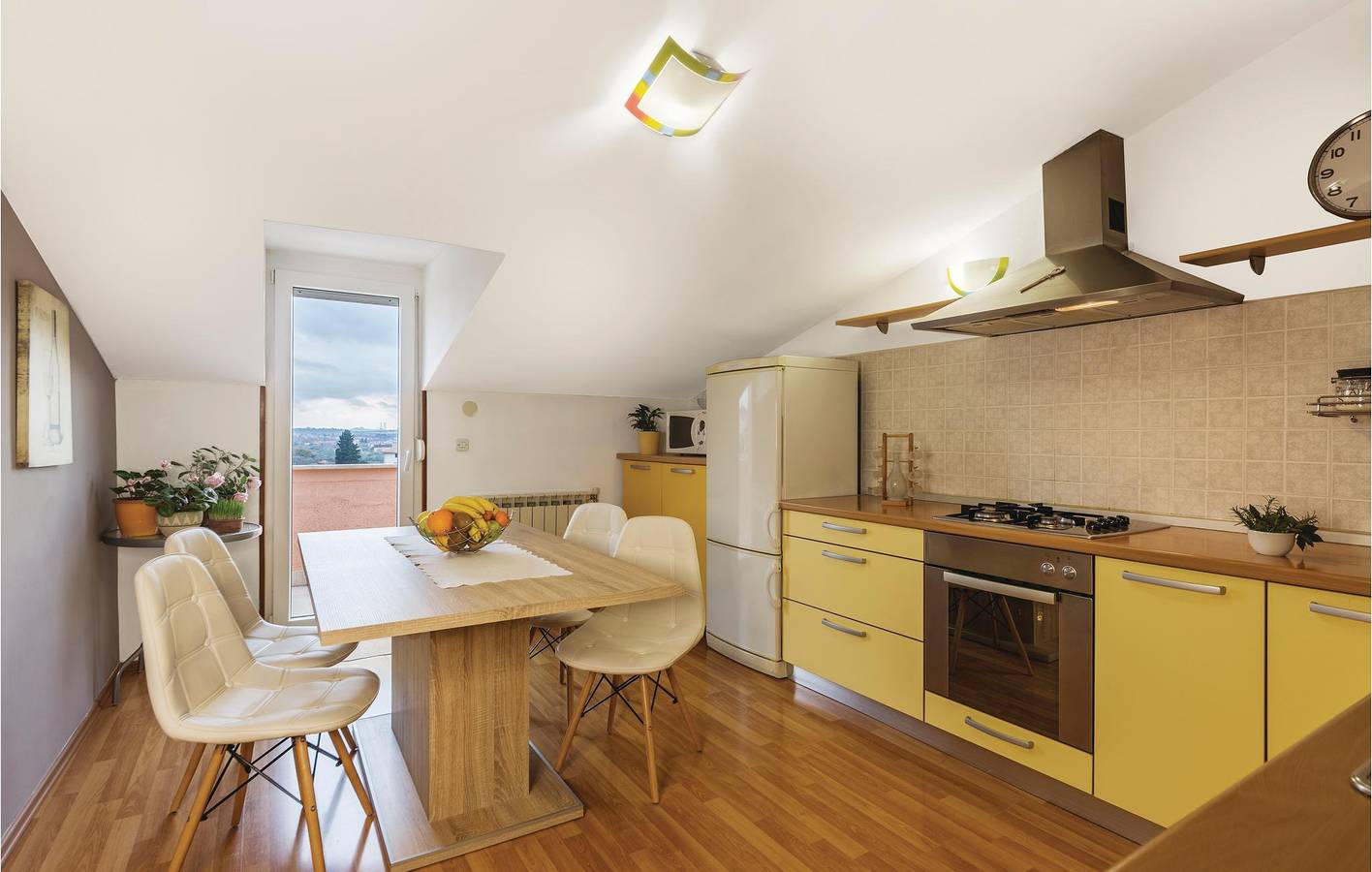 Ganze Ferienwohnung, Ferienwohnung für 4 Personen mit Terrasse in Fazana, Südküste Istrien