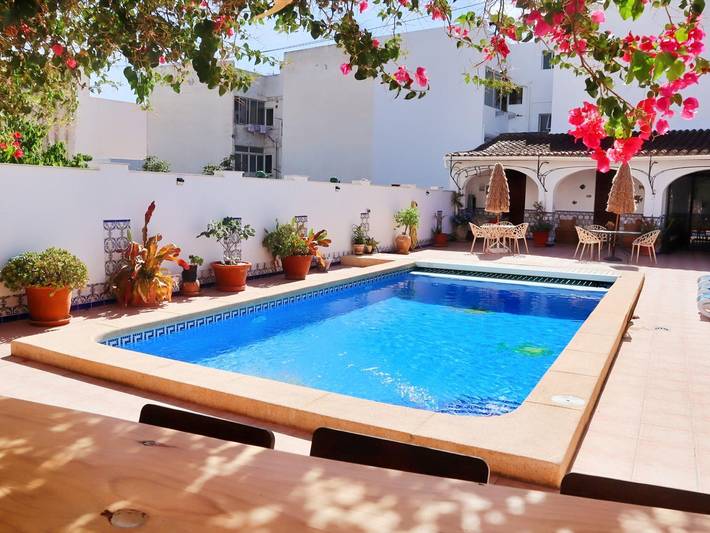 Casa rural para 16 personas, con terraza y jardín en Callosa de Ensarriá - 4