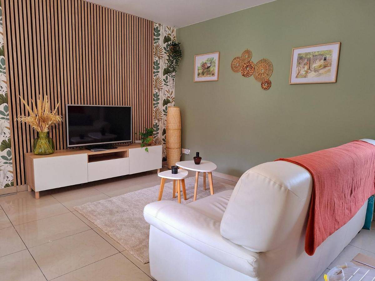 Two-Bedroom House in Folligny, Côte de la Déroute