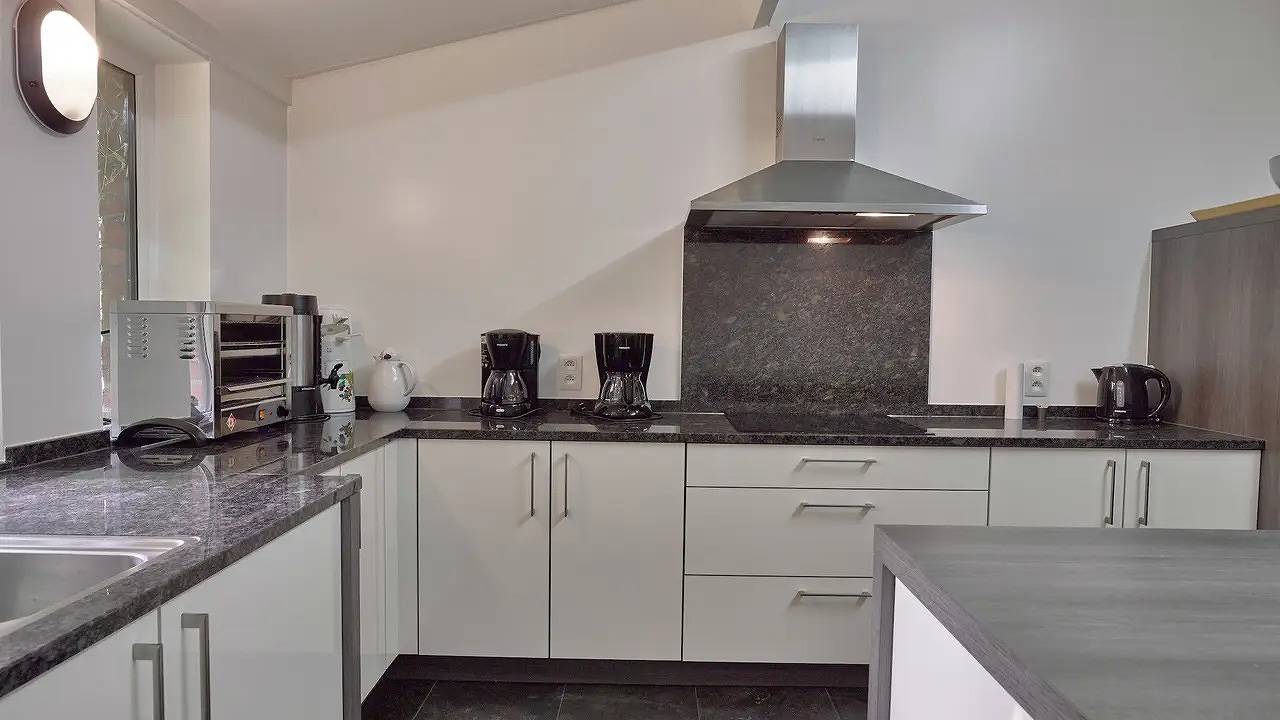 Ferienhaus für 28 Personen (450 m²) in Sint-Truiden in Zepperen, Sint-Truiden