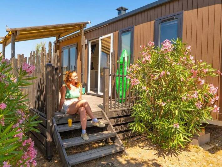 Camping pour 8 personnes, avec piscine et terrasse à Frontignan