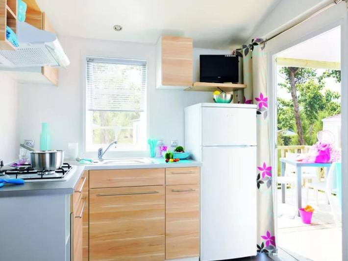 Location de vacances pour 6 personnes, avec terrasse et piscine dans Sandrans