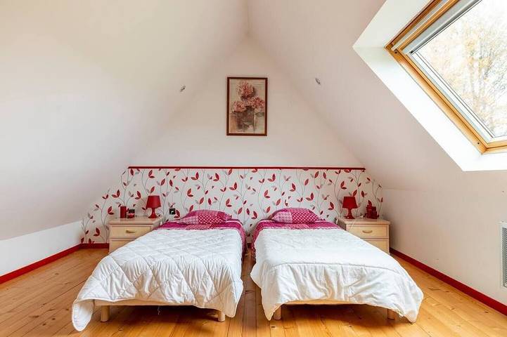 Gîte pour 6 personnes, avec jacuzzi et jardin, animaux acceptés à Pouldergat - 3