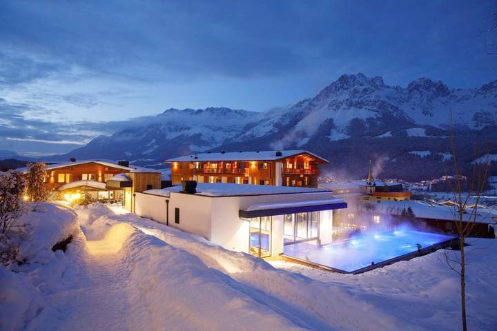 Hotel für 4 Personen, mit Terrasse und Garten sowie Sauna