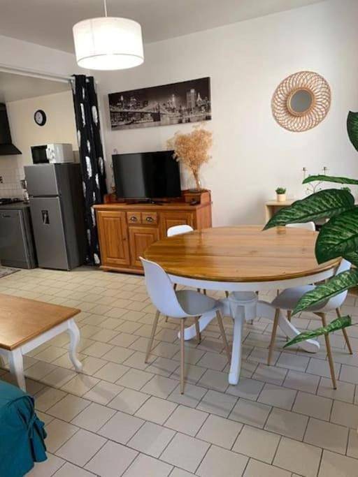 Location de vacances pour 6 personnes, avec terrasse à Le Blanc