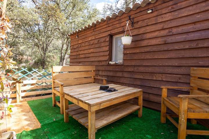 Chalet pour 6 personnes, avec terrasse et jardin