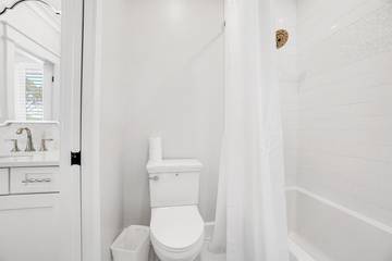 Vacation House for 18 Guests in Carillon Beach, Emerald Coast, Picture 2