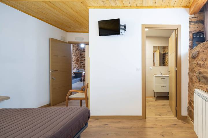 Apartamento entero, Apartamento 'Baloco' con Piscina Compartida, Terraza Compartida y Wi-Fi in Monforte de Lemos, Reserva da Biosfera Ribeira Sacra e Serras do Oribio e Courel
