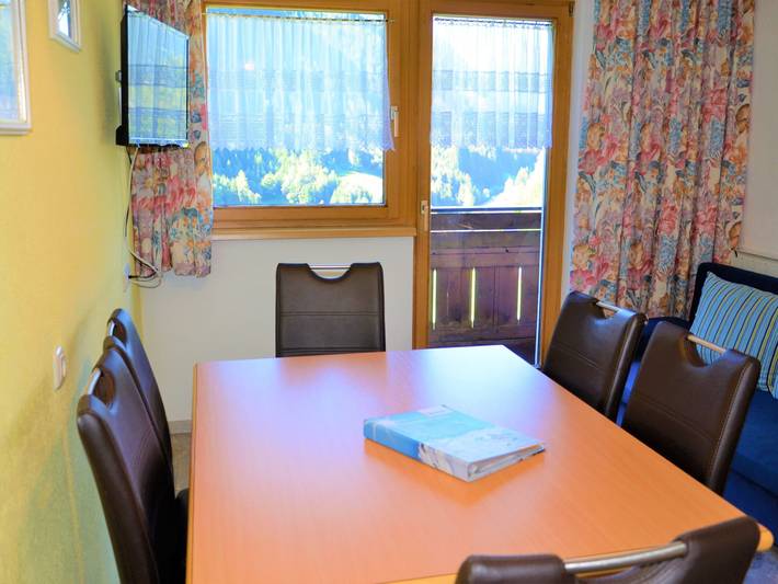 Ferienwohnung für 11 Personen, mit Balkon und Garten in Tiroler Oberland - 3