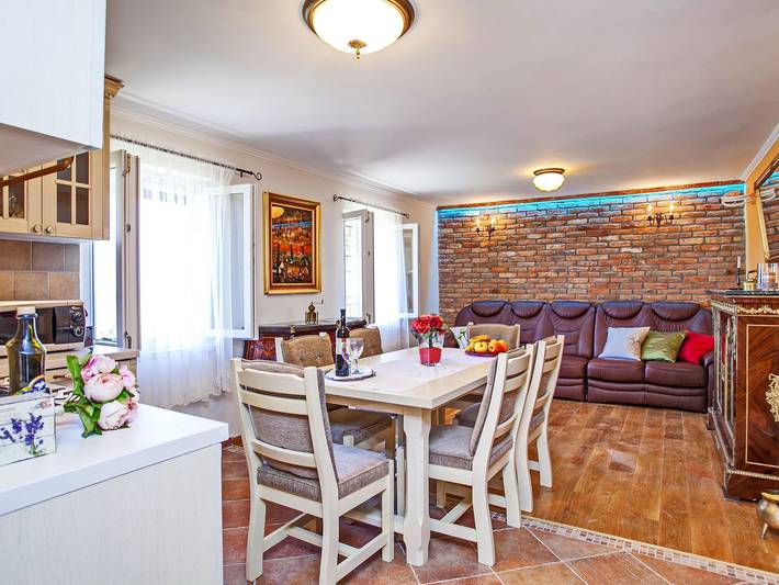 Location de vacances pour 4 personnes, avec terrasse, adapté aux familles en Korcula - 3