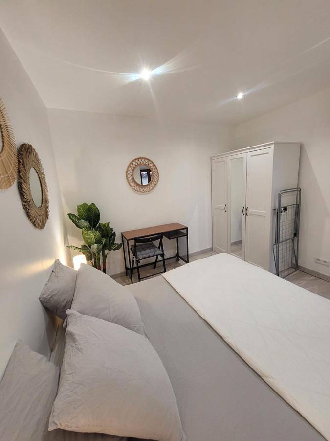 Appartement entier, Le Provençal in Saint-Mitre-les-Remparts, Côte méditerranéenne (France)