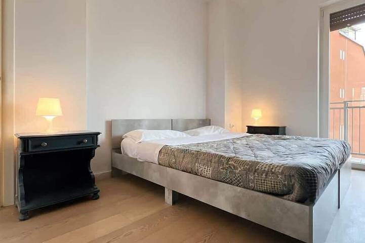 Ferienwohnung für 6 Personen, mit Whirlpool und Balkon in Lecco - 2