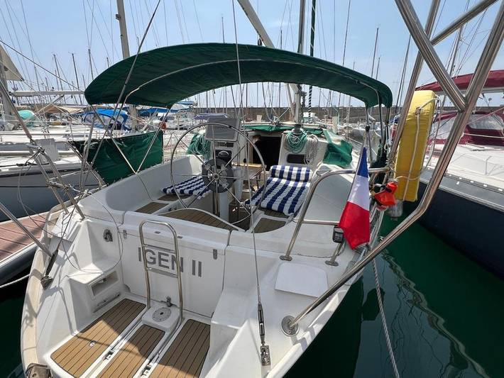 Bateau pour 3 personnes, avec vue dans l' Hérault