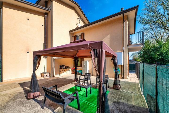 Apartamento entero, Apartamento de vacaciones para 2 personas con balcón/terraza in Asís, Provincia de Perugia