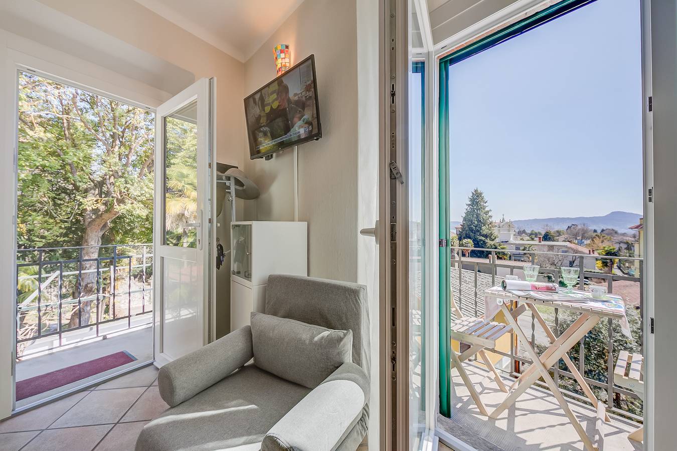 Ganze Wohnung, Nido Belvedere Ac and Lake View in Lesa, Lago Maggiore (Piemont)