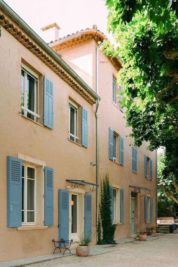 Location de vacances pour 22 personnes, avec Balcon et Terrasse ainsi que Jardin et Piscine à Auriol - 2