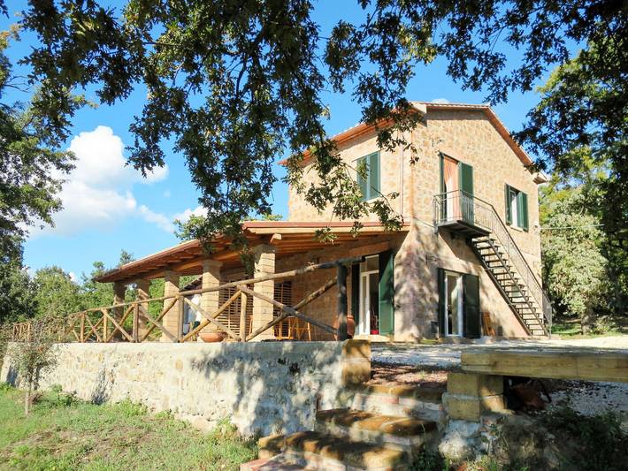 Appartamento per 6 persone, con terrazza e vista lago nonché giardino, con animali domestici in Lago di Bolsena