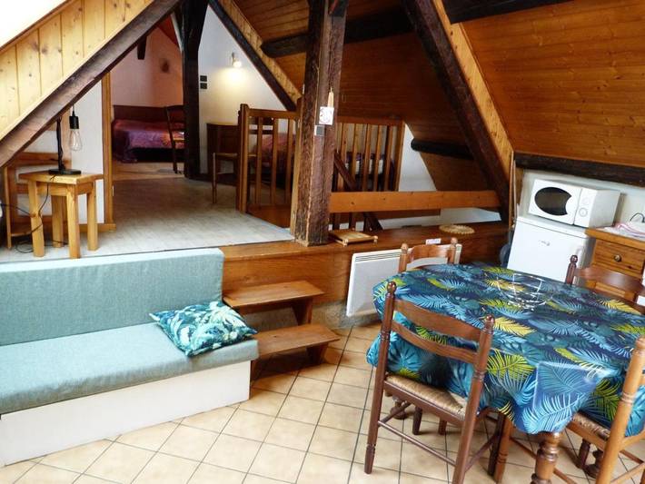 Appartement de vacances pour 5 personnes, avec Terrasse ainsi que Jardin et Vue