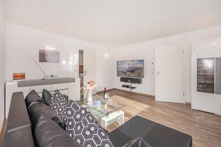 Ferienwohnung für 4 Personen, mit Terrasse und Garten sowie Seeblick in Kamminke