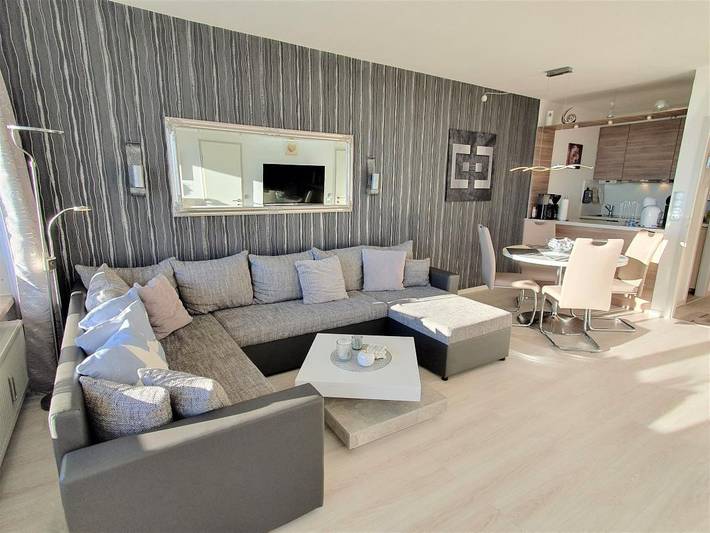 Ferienwohnung für 4 Personen, mit Balkon und Pool sowie Sauna