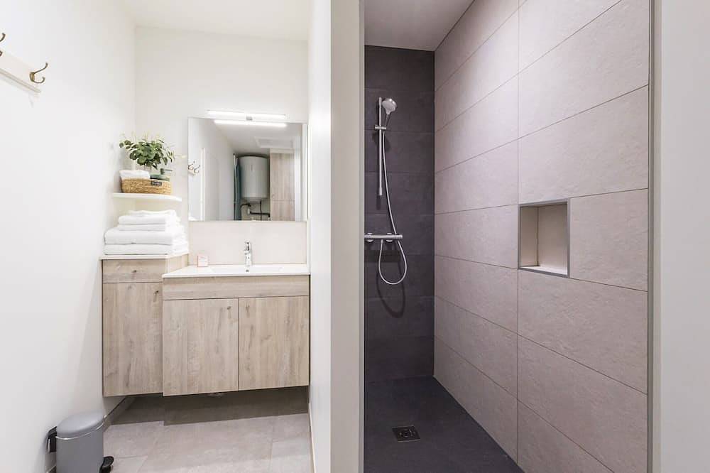 Casa Rural Tranquila con Jardín y Aparcamiento Práctico in Villeneuve-en-Retz, Valle del Loira