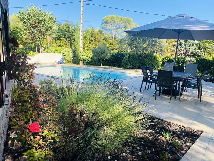 Location de vacances pour 6 personnes, avec piscine et terrasse à Trans-en-Provence - 3