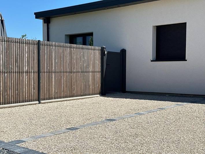 Location de vacances pour 4 personnes, avec jardin ainsi que vue et terrasse à Gonneville-en-Auge - 3