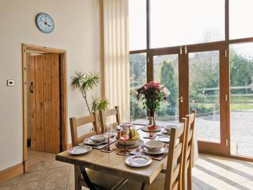 Cottage for 4 People in Alton Towers, Staffordshire, Photo 2