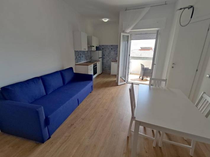 Apartamento de vacaciones para 4 personas, con balcón además de vistas y jardín - 1
