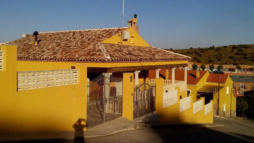 Casa de vacaciones para 8 personas, con piscina además de terraza y vistas - 1