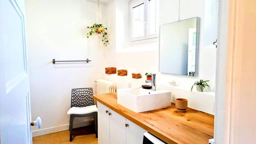 Location de vacances pour 14 personnes, avec jardin, adapté aux familles à La Chapelle-en-Vercors - 2