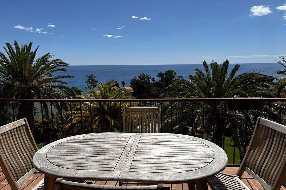 Appartamento intero, Cardellini 10- Piscina  In Residence -Vista  Mare-Clim in Sari-Solenzara, Sartène e dintorni