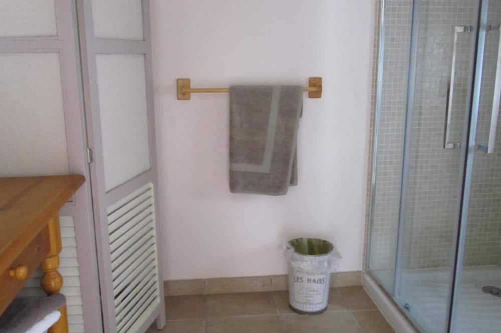 Cottage Carpe Diem 10 minutes from the beach (for 4 people and 1 baby) in Quimperlé, Côte de Cornouaille