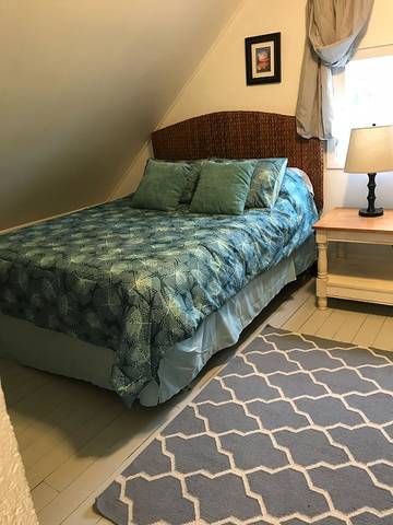 Vacation House for 6 Guests in New Hampshire, USA, Picture 2