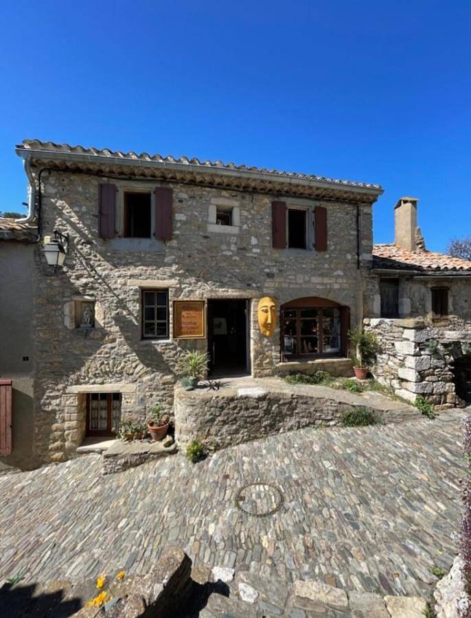 Gîte pour 4 personnes, avec vue, animaux acceptés à Minerve (Hérault)