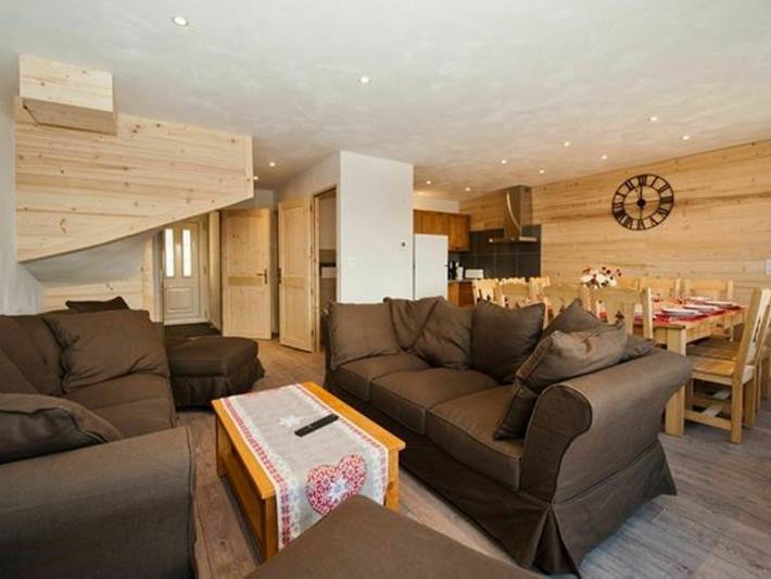 Chalet für 10 Personen, mit Balkon in Les Menuires
