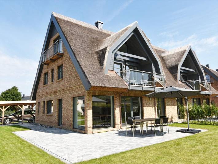 Luxus-Ferienhaus für 8 Personen, mit Balkon und Terrasse sowie Sauna in Mönchgut