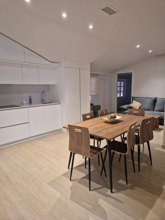 Ferienwohnung für 6 Personen, mit Ausblick und Balkon - 1
