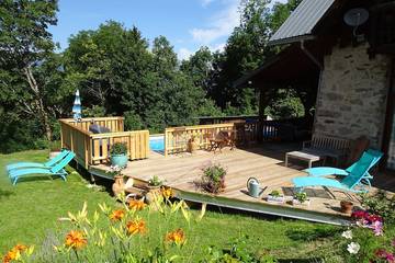 Gîte pour 8 personnes, avec jardin et balcon, animaux acceptés à Theys