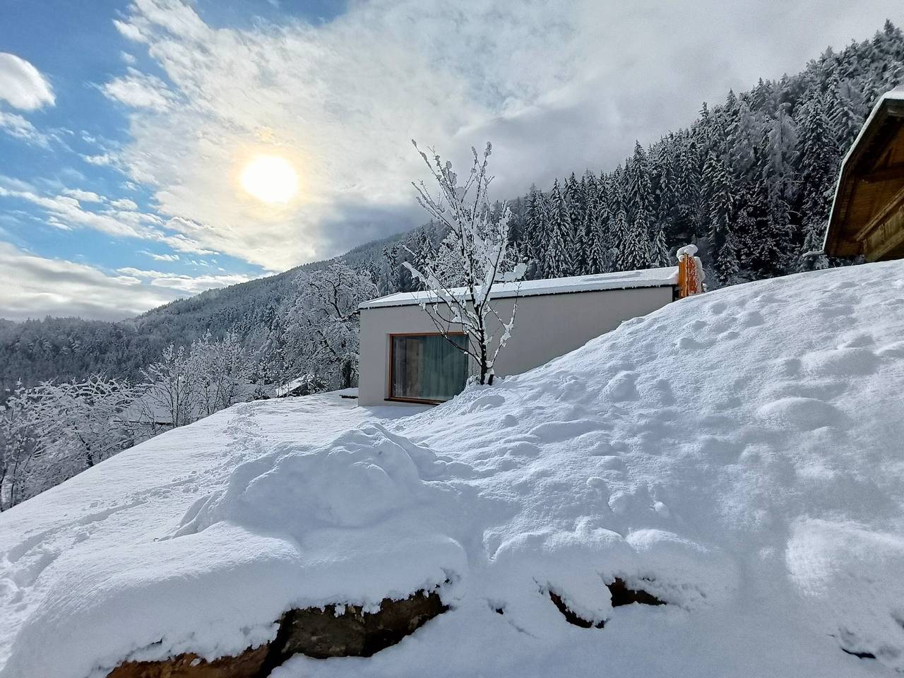 Ganze Wohnung, "Oberplunerhof Luxus Chalet Skyline" mit Bergblick, privaten Terrassen & Gemeinschaftsgarten in Getzenberg, Kiens