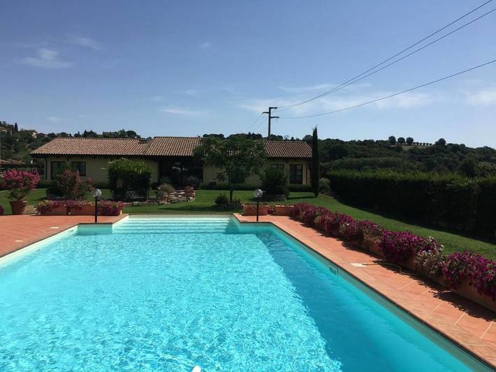 King Room with Pool View in Montepulciano, Provincie Siena