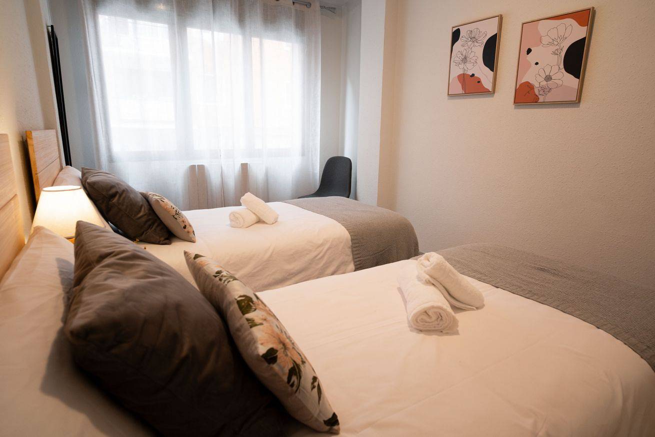 Entire apartment, Escápate a Bilbao Vivienda turística cómoda y funcional in Bilbao, Bizkaia