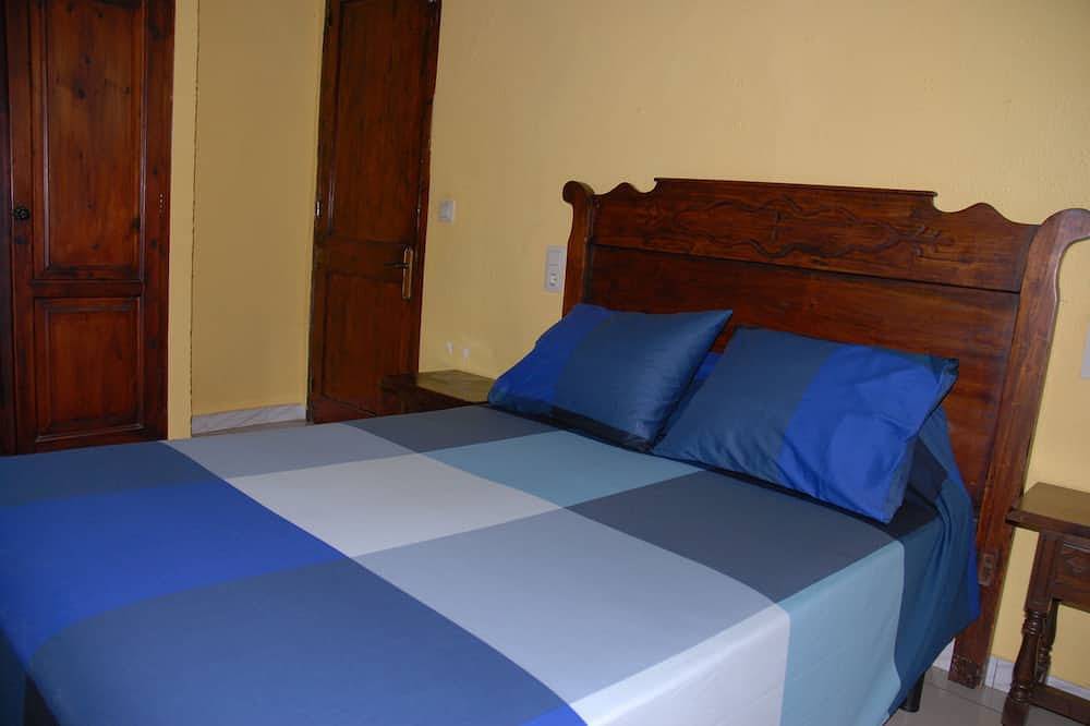 Canxai La Casa De Turisme Rural De La Garrotxa Per Disfrutar Amb Qui Més Estimes in Vall de Vianya, Garrotxa