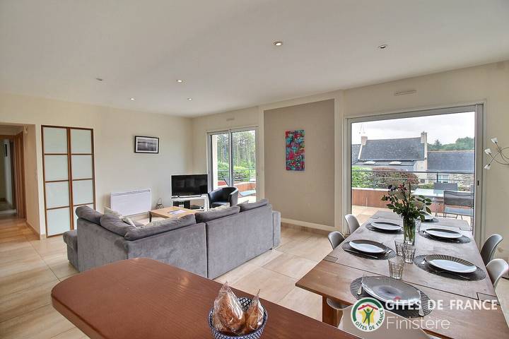 Gîte für 6 Personen, mit Garten und Pool sowie Terrasse