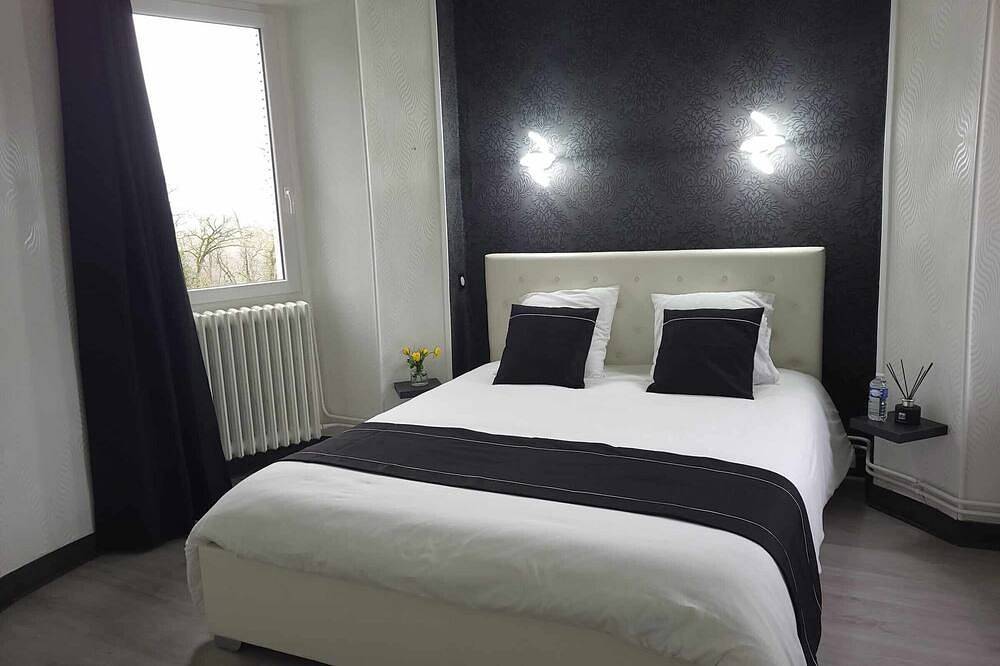Élégant séjour au Château, confort moderne et activités alentour in Cluis, Région de La Châtre